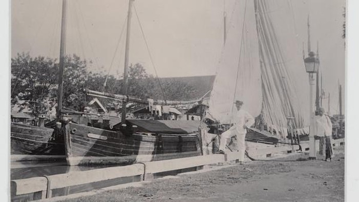 Pelabuhan era Hindia Belanda di Cirebon