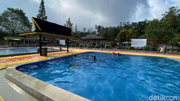 Pemandian air panas Ciwalini