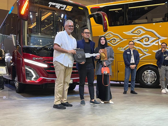 PO Juragan99 Trans luncurkan bus pariwisata baru di GIIAS 2024
