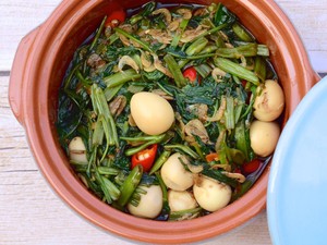 Resep Tumis Kangkung Rebon dan Telur Puyuh, Gurih Pedasnya Mantap