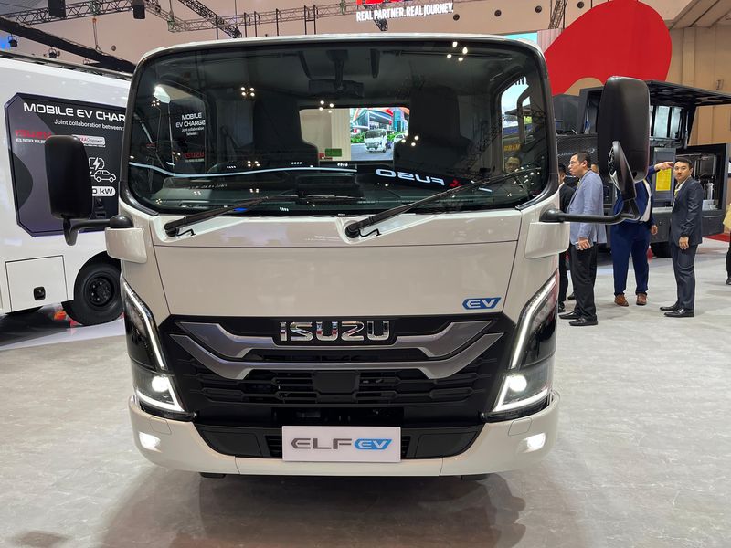 Truk listrik Isuzu