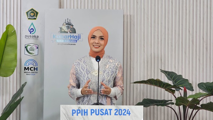 Anggota Media Center Kemenag Widi Dwinanda dalam konferensi pers haji, Senin (22/7/2024).