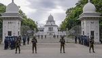 Bangladesh Terapkan Jam Malam Saat Demo Tolak Kuota PNS Memanas