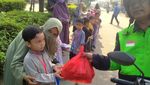 Berbagi untuk Mengajarkan Kepedulian Sejak Dini