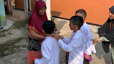 Berbagi untuk Mengajarkan Kepedulian Sejak Dini