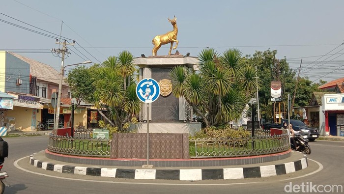 Bunderan Kijang Indramayu.