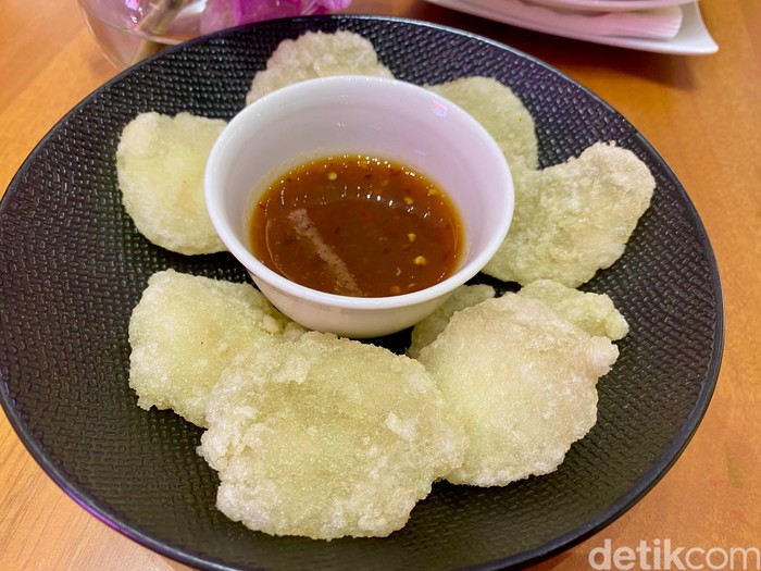 Adu Rasa Cireng Bumbu Rujak Rp 16 Ribu vs Rp 120 Ribu, Enak Mana?