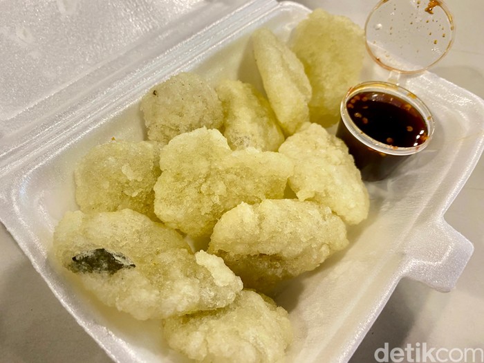 Cireng Bumbu Rujak Rp 16 Ribu vs Rp 120 Ribu, Begini Beda Rasanya! Cireng Bumbu Rujak Rp 16 Ribu vs Rp 120 Ribu, Begini Beda Rasanya!