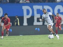 Borneo FC Kandaskan Persib di Si Jalak Harupat