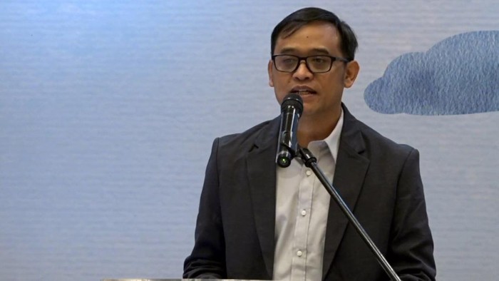Direktur Eksekutif Article 33 Indonesia Santoso