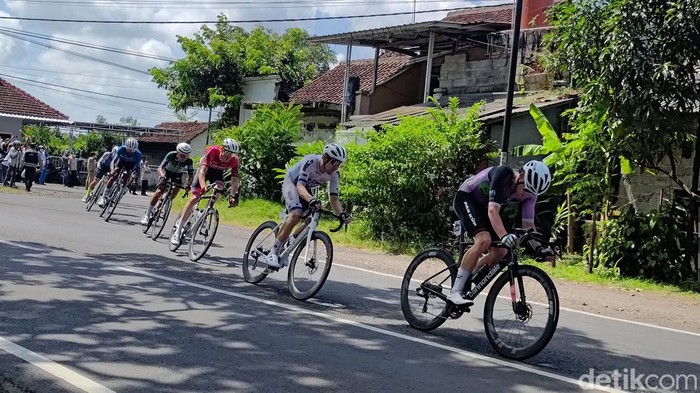 Etape Pertama Tour de Banyuwangi Ijen