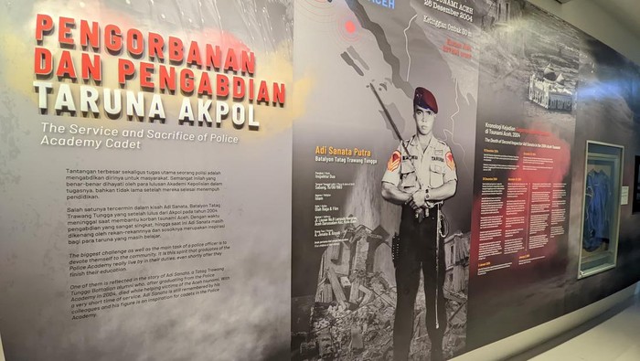 Inspektur Polisi Dua (Ipda) Adi Sanata Putra di Museum Akpol Semarang.