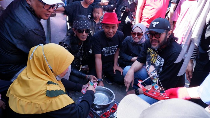 Ketua DPD PDI Perjuangan Jawa Barat Ono Surono