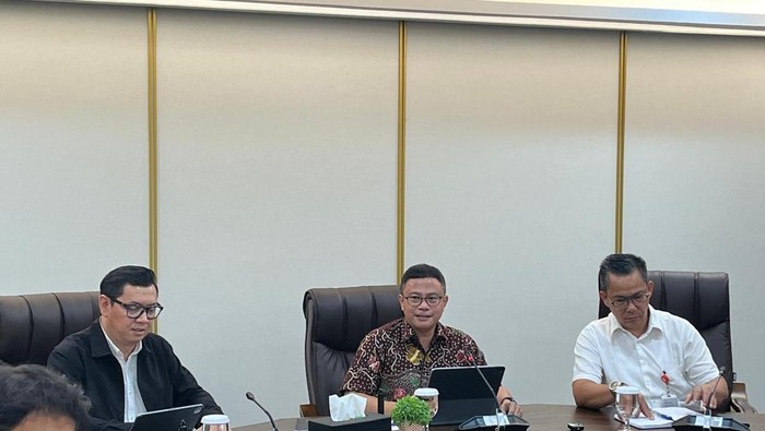 Konferensi Pers Dewan Nasional Kawasan Ekonomi Khusus