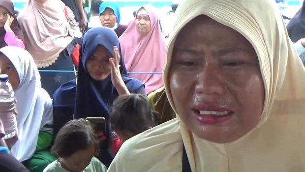 Lomba menangis khusus emak-emak di Tegal
