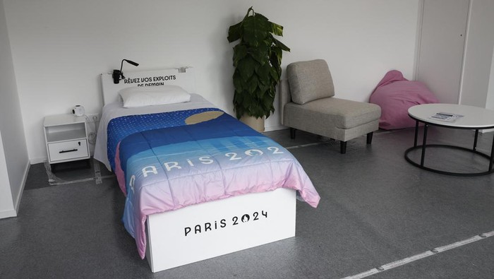 Penampakan Tempat Tidur Kardus untuk Para Atlet Olimpiade Paris 2024 Paris 2024 Olympics - Press visit at the Olympic and Paralympic athletes' Village - Saint-Denis, France - July 2, 2024 General view of an apartment at the Olympic and Paralympic athletes village ahead of the Paris 2024 Olympics REUTERS/Benoit Tessier