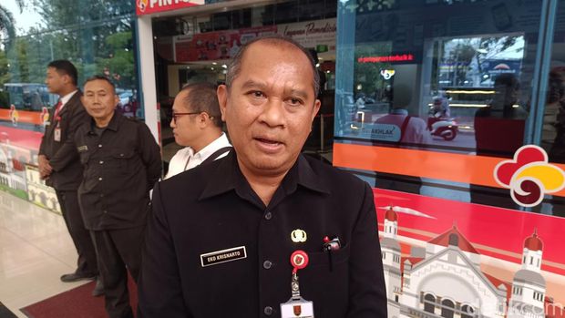 Rumah Sakit Daerah Wongsonegoro (RSWN) Semarang digeledah KPK, Senin (22/7/2024). Direktur RSWN dokter Eko Krisnarto  menyebut KPK mengecek pembangunan gedung baru.