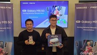 Samsung Galaxy M15 5G diklaim bisa dibuat main game seharian. Hal itu disampaikan oleh MX Product Marketing Senior Manager Samsung Electronic Indonesia, Ricky Bunardi.