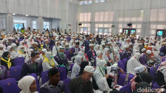 Seluruh kelompok terbang (Kloter) jemaah haji Aceh telah tiba kembali di Tanah Rencong. (Foto: Agus Setyadi/detikSumut).