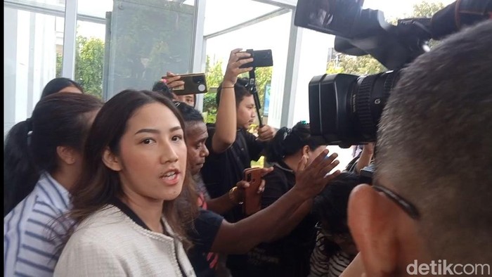 Tamara Tyasmara saat ditemui di PN Jakarta Timur.