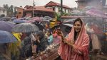 Umat Hindu Nepal Rayakan Bulan Suci Shrawan