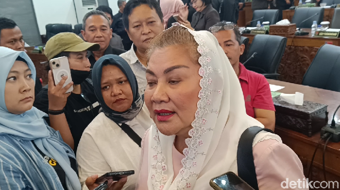 Wali Kota Semarang Hevearita Gunaryanti Rahayu (Mbak Ita), Senin (22/7/2024). Hari ini kemunculan perdana Mbak Ita usai maraton pneggeledahan KPK di Semarang.