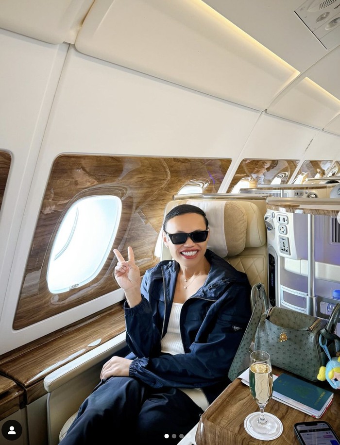 Wanda Hara Eksis Kulineran di New York hingga Korea Bareng Sahabat Wanda Hara Eksis Kulineran di New York hingga Korea Bareng Sahabat