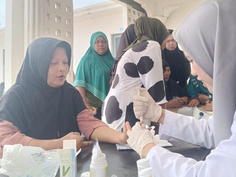 Alumni Akpol tahun 2016 angkatan Satryo Pambudi Luhur menggelar bakti kesehatan untuk masyarakat sebagai tanda syukur 8 tahun pengabdian. (dok Ist)