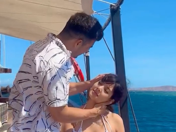 Aurelie Moeremans dan Tyler Bigenho