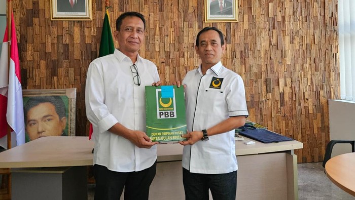 Cabup Bojonegoro Setyo Wahono menerima rekomendasi maju Pilbup Bojonegoro 2024 dari PBB.