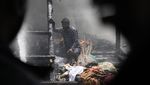 Dua Rumah Warga di Kashmir Hangus Terbakar