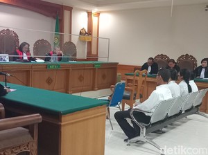 Empat Koruptor PNPM Mandiri di Tabanan Divonis 4 hingga 5 Tahun Penjara