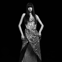 “Aku tahu suatu saat dia akan menjadi salah satunya (brand ambassador Louis Vuitton), hal itu akhirnya terungkap,” “Kariernya benar-benar mencapai puncak… Aku penasaran seberapa tinggi nanti kariernya,” “Dia sudah lama bersama CELINE, dia sangat cocok dengan Louis Vuitton,” komentar sejumlah netizen Korea. Foto: dok. Louis Vuitton