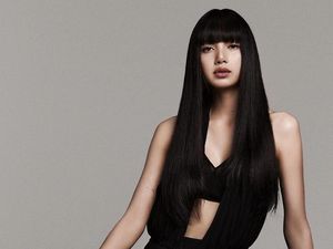Habis ROCKSTAR, Lisa BLACKPINK Rilis Single Baru Brand New Dia