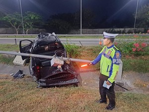 Ini Penyebab 2 Mobil Bea Cukai Kediri Kecelakaan di Tol Jombang,