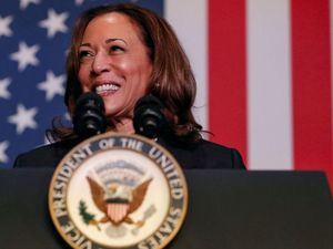 Mampukah Kamala Harris Kalahkan Donald Trump dalam Pilpres AS?