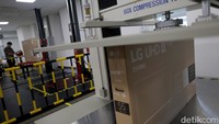LG juga telah mengirimkan 100 tenaga kerja lokal untuk menjalani pelatihan di Korea, mempersiapkan mereka dengan pengetahuan dan keterampilan yang diperlukan. Dengan kompetensi yang kuat, departemen teknis dan DQA (Development Quality Assurance) R&D Indonesia dipimpin oleh pemimpin tim lokal.