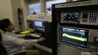 R&D Indonesia kini telah memiliki SDM sekitar 400 karyawan aktif, sambil terus merekrut dan mengembangkan tenaga kerja melalui kemitraan dengan universitas terkemuka di Indonesia. LG R&Djuga telah menerapkan standar yang tinggi dalam operasionalnya dan telah memperoleh tiga sertifikasi ISO terkait SHEE (Keamanan, Kesehatan, Lingkungan, dan Energi) yaitu ISO 14001 (Manajemen Lingkungan), ISO 45001 (Keselamatan dan Kesehatan Kerja), dan ISO 50001 (Manajemen Energi). Sertifikasi ini menunjukkan komitmen LG terhadap operasional yang aman dan ramah lingkungan.
