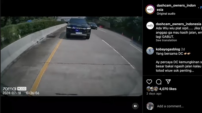 Mobil Pribadi Pakai Strobo/Sirene Minta Jalan