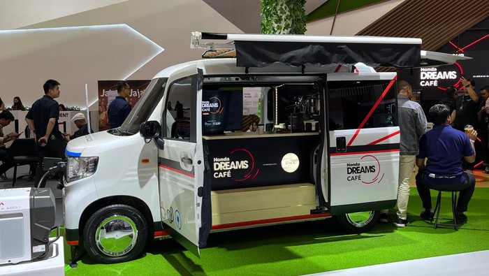 Mobile café elektrik pertama Honda di dunia meluncur di GIIAS 2024