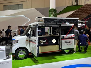 Mobil Listrik Honda N-Van EV Prototype Disulap Jadi Cafe Berjalan