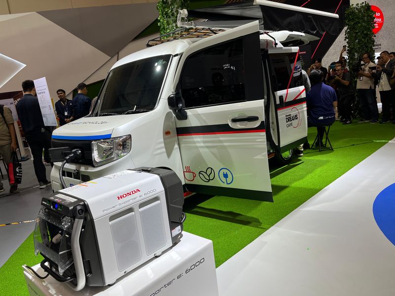 Mobile café elektrik pertama Honda di dunia meluncur di GIIAS 2024