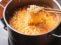 Viral Mi Instan yang Dimasak Pakai Air Keran Picu Batu Ginjal, Dokter Bilang Gini