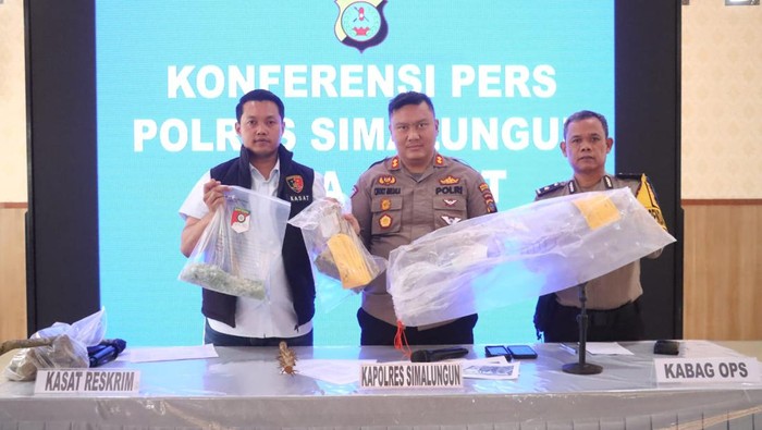 Polisi menjelaskan penangkapan masyarakat Adat Simalungun (Foto: Dok.  Polres Simalungun)