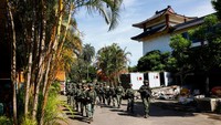 Latihan militer tahun ini bertujuan untuk sedekat mungkin dengan pertempuran sebenarnya tanpa naskah dan simulasi dan bagaimana cara menghalau serangan China. REUTERS/Ann Wang