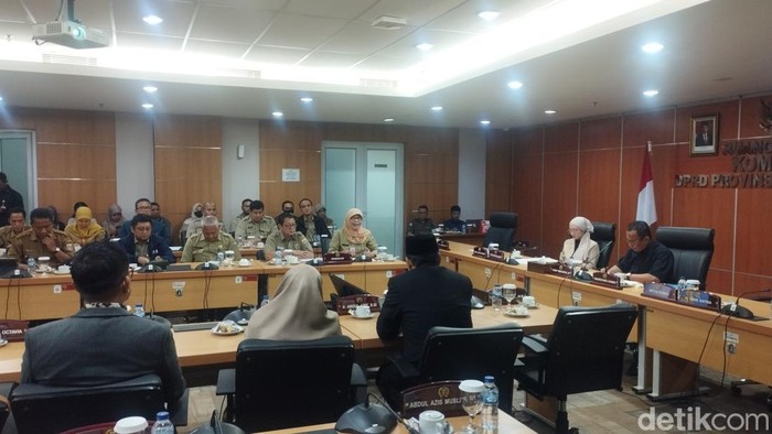Rapat di Komisi E DPRD DKI Jakarta (Belia/detikcom).