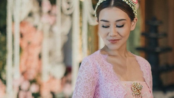 7 Inspirasi Kebaya Modern dari Aaliyah Massaid, Cocok buat Kondangan-Lamaran