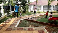 Ia berharap, dengan adanya taman baca ini anak dan orang tua dapat mengerti bahwa membaca itu penting, sehingga ada insipirasi dan semangat untuk anak anak membaca.  