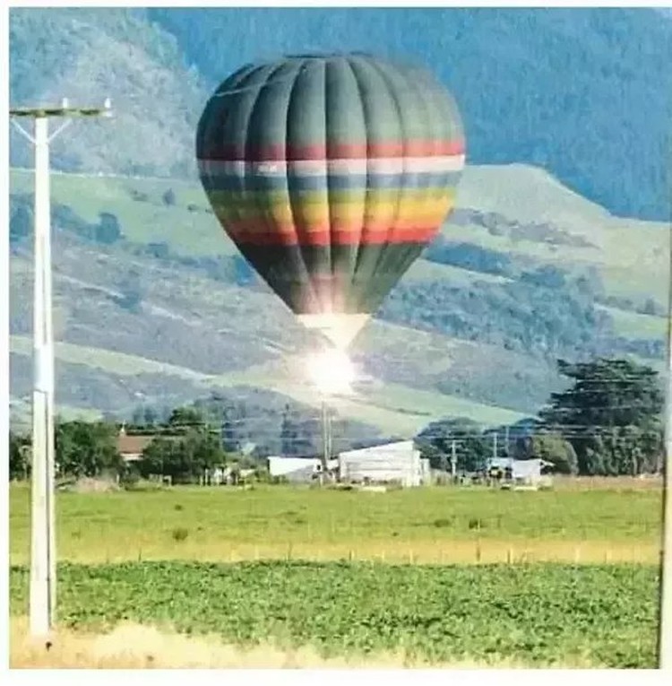 Tampak Foto Biasa, Tapi Menyimpan Cerita Tragis Mengerikan