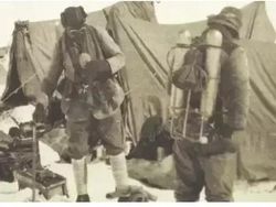 Seperti Foto Biasa, Tapi Punya Cerita Tragis Mengerikan